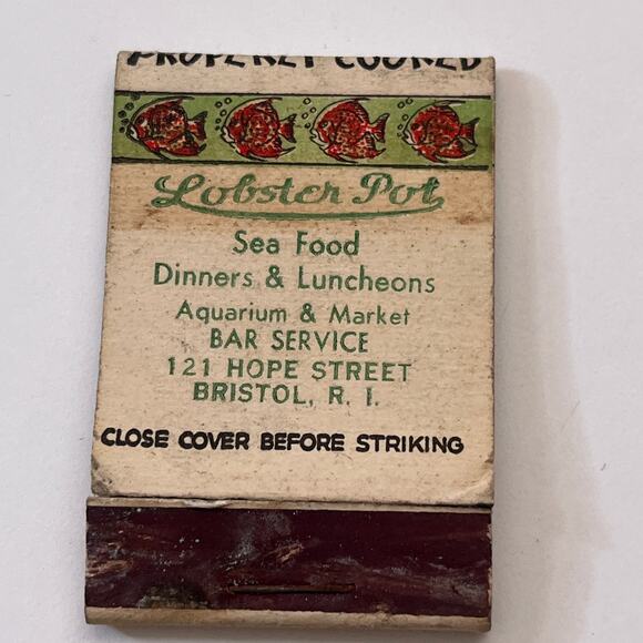 Lobster Pot Seafood 1221 Hope St Bristol RI Vintage Matchbook Cover TB8-MB3-6